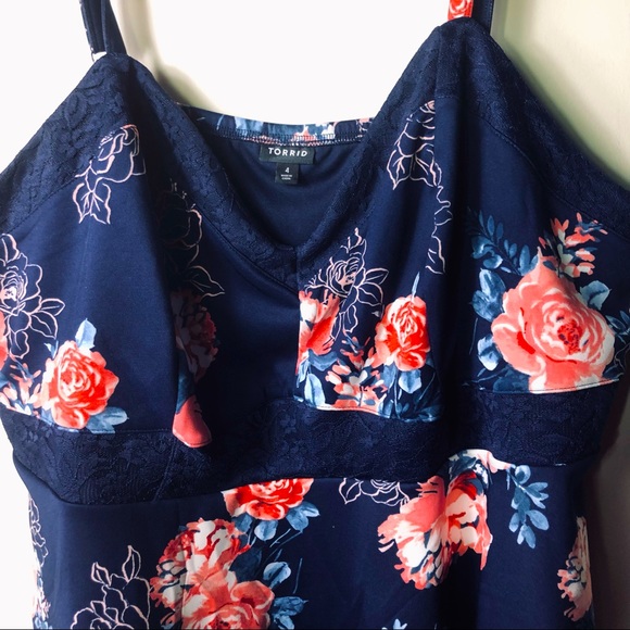 TORRID NWOT Navy floral print peplum tank top. - Picture 8 of 10